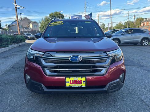 Used 2025 Subaru Forester Premium w/ Protection Package (1PH) AWD/4WD image 3