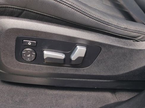 Used 2022 BMW X5 sDrive40i w/ Premium Package image 24