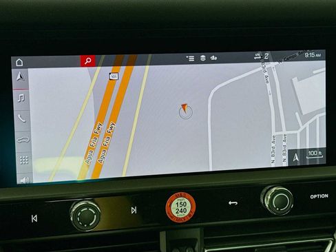 New 2026 Porsche Macan image 19