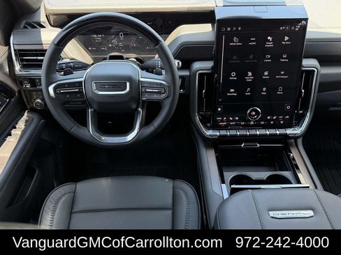 New 2026 GMC Yukon XL Denali w/ Denali Reserve Package AWD/4WD image 11