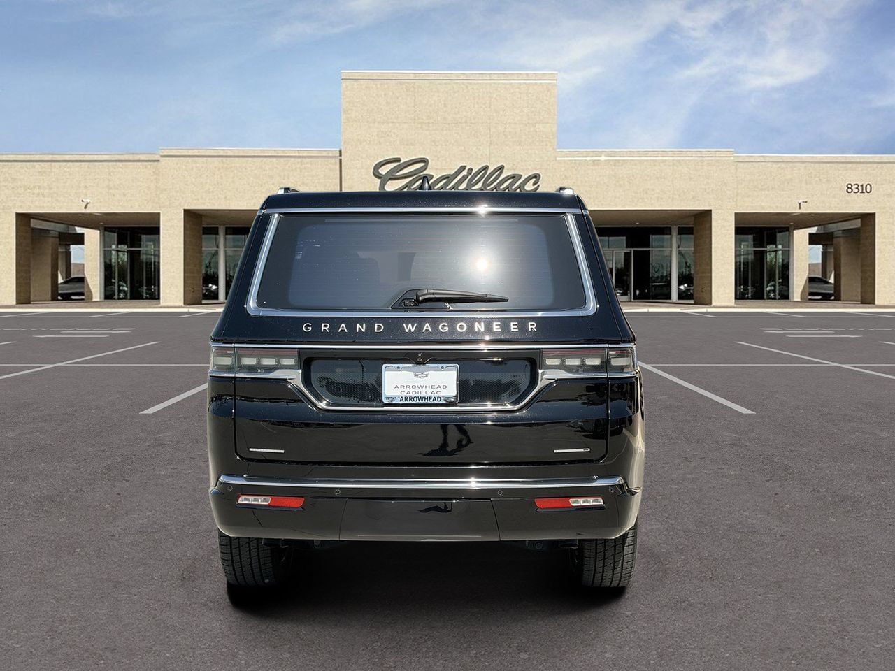 Used 2023 Jeep Grand Wagoneer Series III AWD/4WD image 6