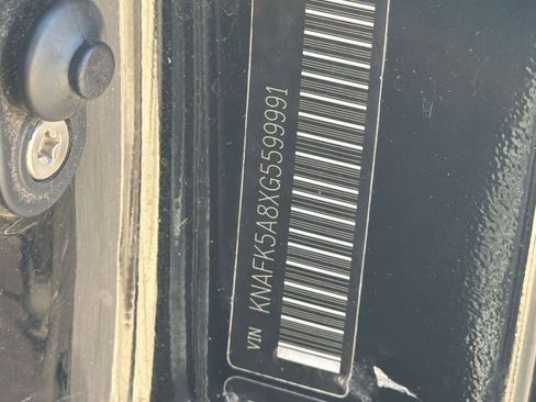 Used 2016 Kia Forte LX image 34