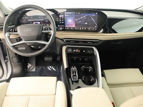New 2025 Audi Q5 2.0T Premium Plus image 18