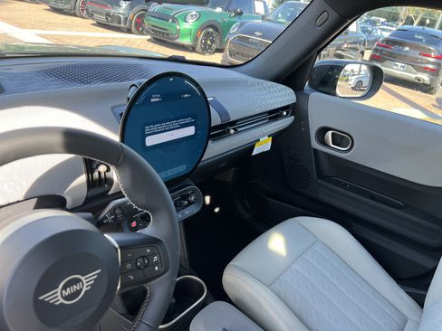 New 2026 MINI Cooper 4-Door Hardtop image 11