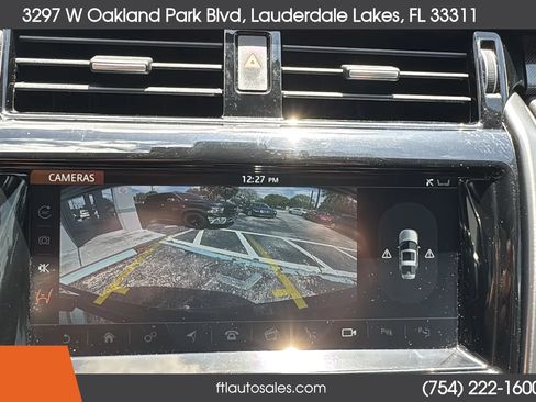 Used 2020 Land Rover Discovery HSE image 65