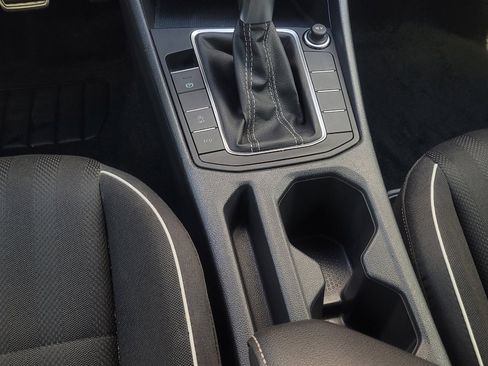 Used 2024 Volkswagen Jetta Sport image 26