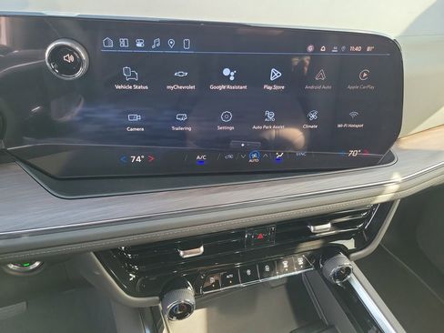 New 2026 Chevrolet Suburban LS image 7