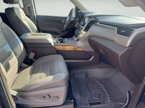Used 2016 GMC Yukon XL Denali w/ Open Road Package image 16