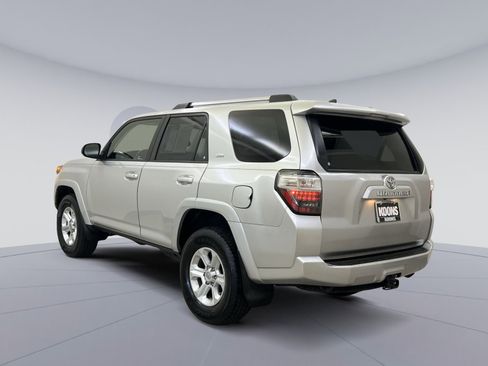 Used 2021 Toyota 4Runner SR5 image 4