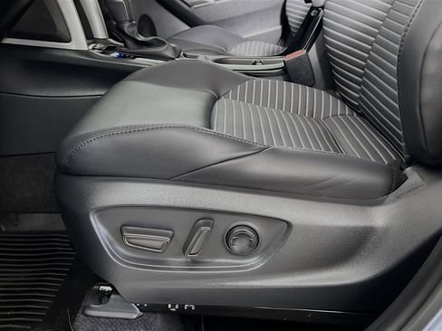 Used 2024 Toyota Corolla Cross AWD Hybrid image 19