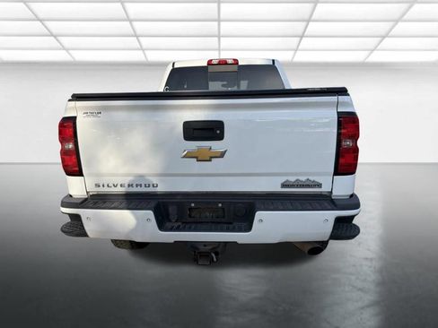 Used 2016 Chevrolet Silverado 2500 High Country w/ High Country Premium Package AWD/4WD image 3