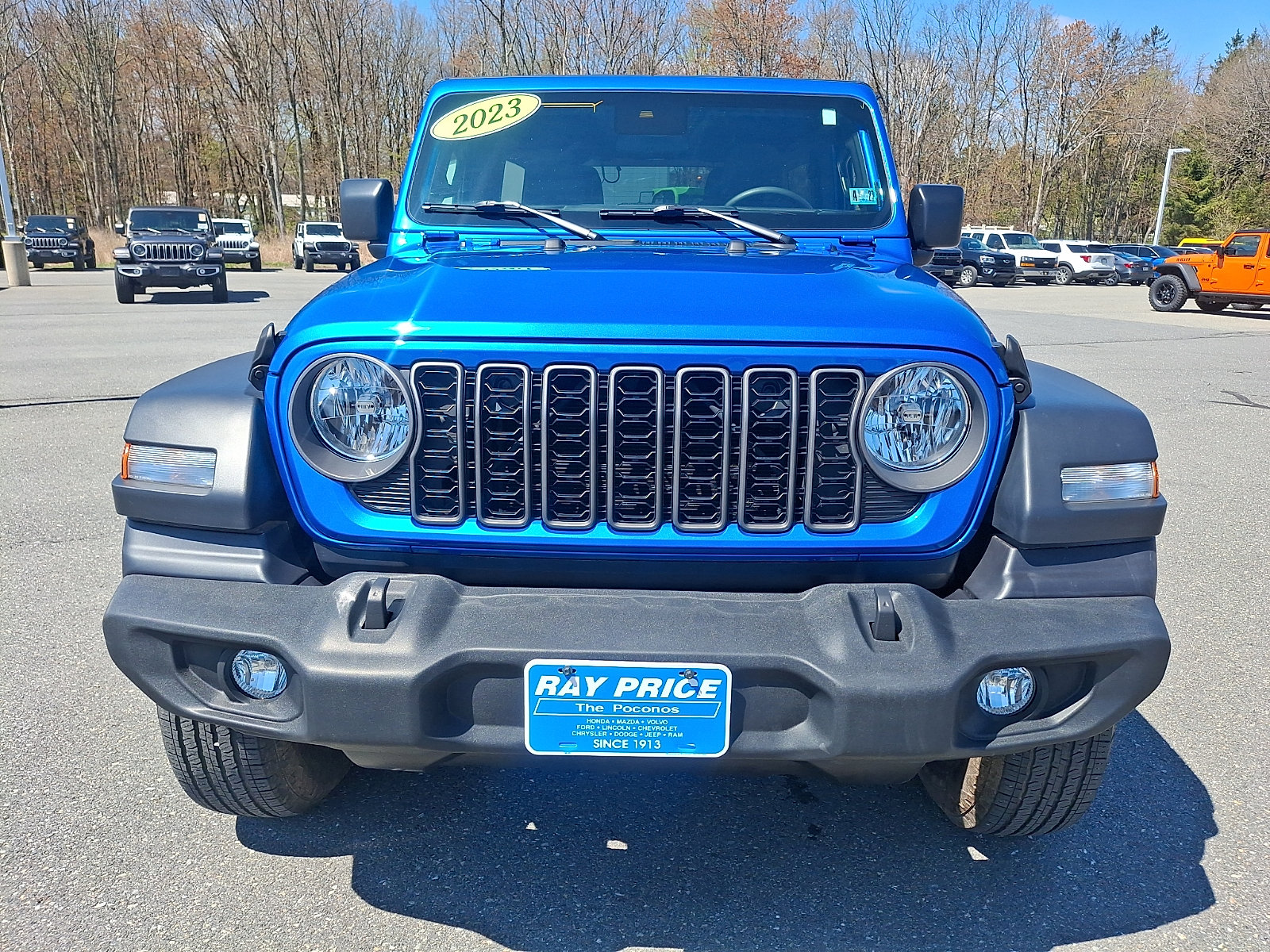 Used 2025 Jeep Wrangler Unlimited Sport AWD/4WD image 2