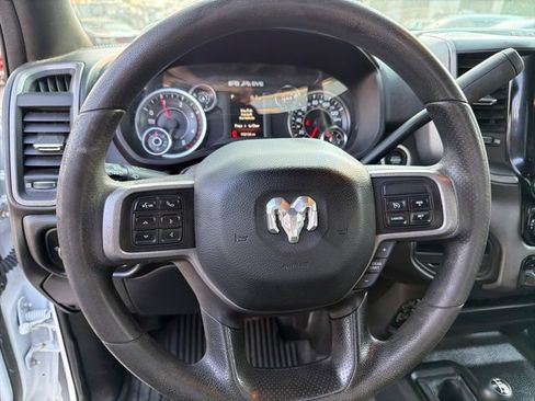 Used 2022 RAM 3500 Tradesman w/ Chrome Appearance Group AWD/4WD image 17