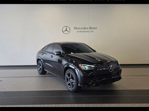 Used 2025 Mercedes-Benz GLE 450 4MATIC Coupe image 3