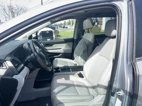 Used 2023 Honda Odyssey EX-L image 13