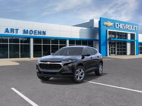 New 2026 Chevrolet Trax LS FWD image 8