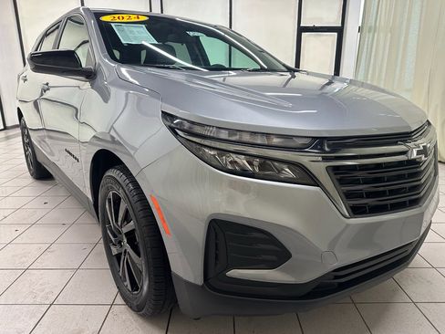 Certified 2024 Chevrolet Equinox LS w/ LS Convenience Package image 2