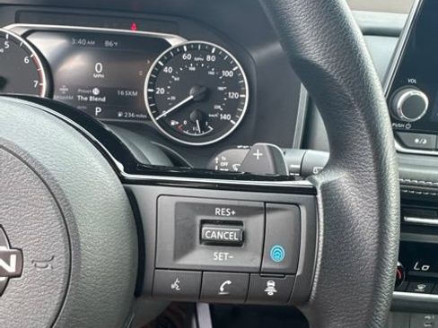 Certified 2023 Nissan Rogue SV AWD/4WD image 29