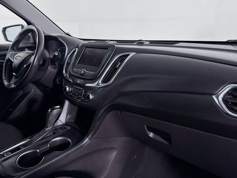 Used 2020 Chevrolet Equinox LT image 29