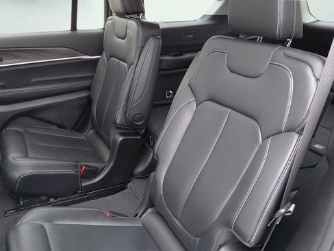 Used 2021 Jeep Grand Cherokee L Limited w/ Trailer Tow Group (B) image 40