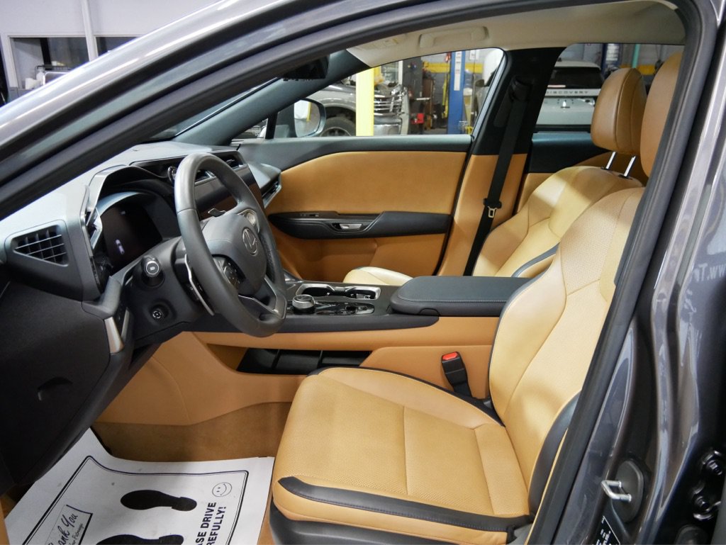 Used 2023 Lexus RZ 450e Premium w/ Technology Package AWD/4WD image 12