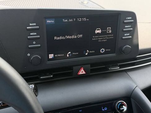 Used 2025 Hyundai Elantra Sport FWD image 25
