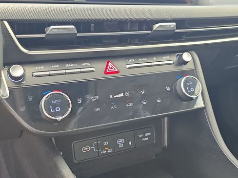 New 2026 Hyundai Sonata SEL FWD image 32