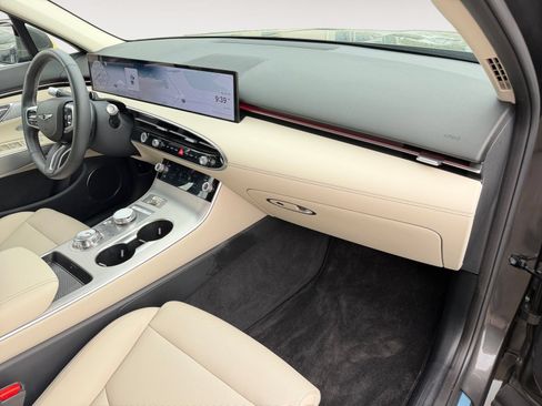 Used 2026 Genesis GV70 2.5T Select AWD/4WD image 8