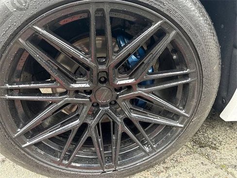 Used 2019 Audi Q8 Prestige w/ Luxury Package image 9