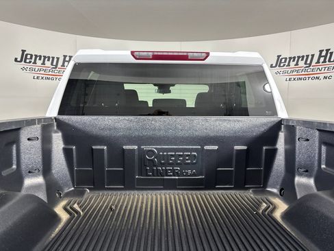 Used 2023 GMC Sierra 1500 SLE AWD/4WD image 22