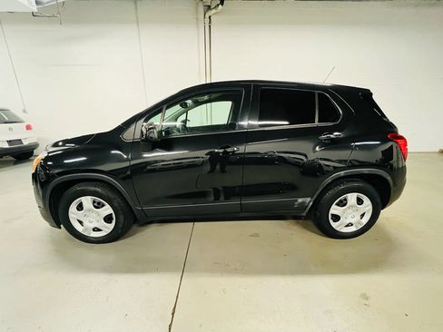 Used 2016 Chevrolet Trax LS FWD image 5