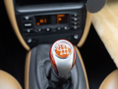 Used 1999 Porsche 911 Carrera 4 image 9