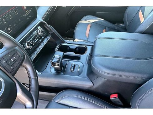 Used 2024 GMC Sierra 1500 AT4 w/ AT4 Premium Package AWD/4WD image 19