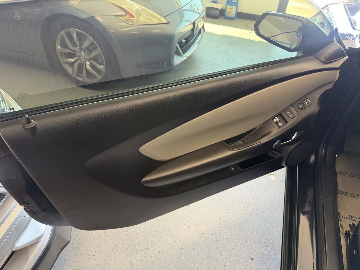 Used 2013 Chevrolet Camaro LS RWD image 14