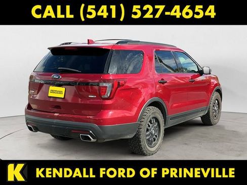 Used 2017 Ford Explorer Sport AWD/4WD image 5