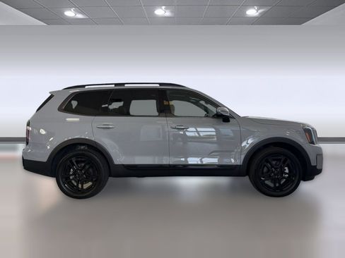 Used 2025 Kia Telluride EX X-Line AWD/4WD image 8