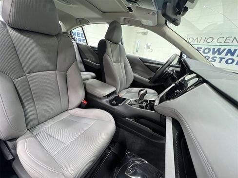 Certified 2025 Subaru Legacy Premium image 25