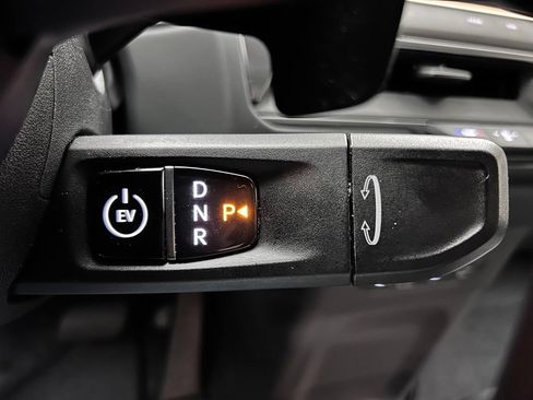 Used 2024 Kia EV9 Land AWD/4WD image 24