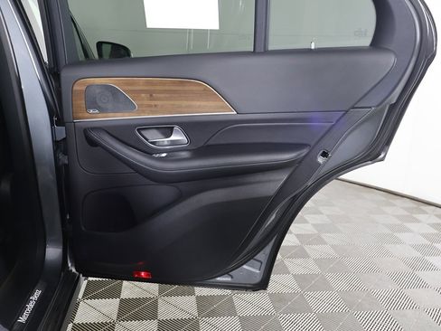 Used 2021 Mercedes-Benz GLE 350 4MATIC image 29