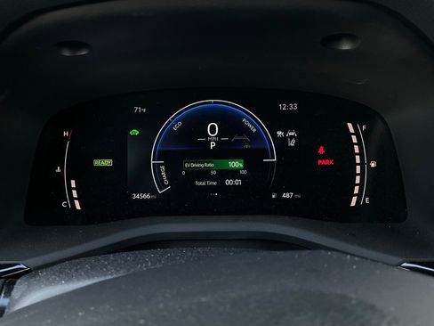 Used 2025 Toyota Camry LE image 36