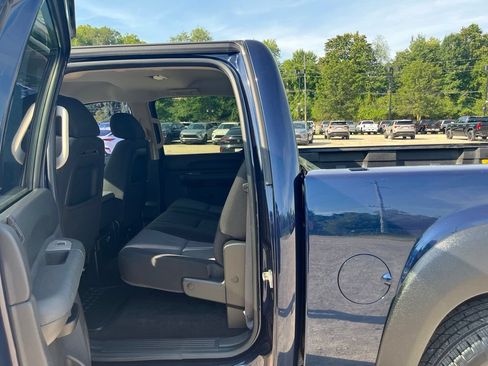 Used 2011 GMC Sierra 1500 SLE w/ Power Tech Package AWD/4WD image 27