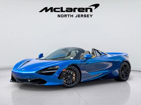 Used 2022 McLaren 720S Spider RWD image 18