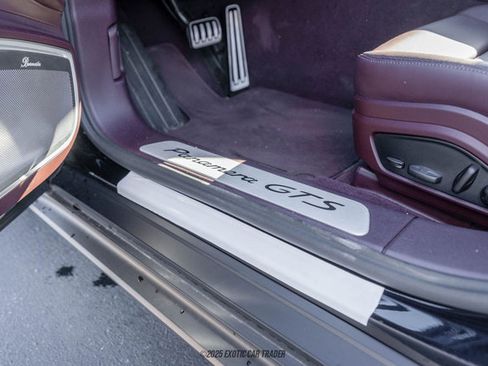 Used 2023 Porsche Panamera GTS image 31