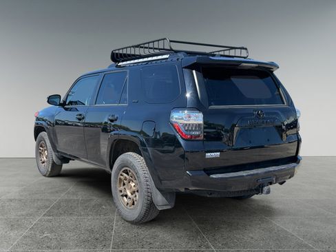 Used 2024 Toyota 4Runner SR5 Premium AWD/4WD image 4