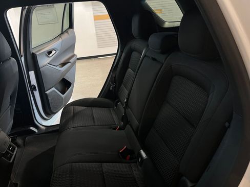 Used 2025 Chevrolet Equinox LT image 39