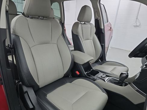 Used 2022 Subaru Forester Limited w/ Popular Package #2 image 10