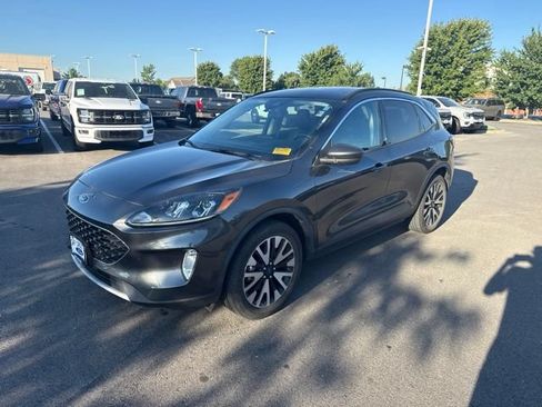Used 2020 Ford Escape SEL AWD/4WD image 3