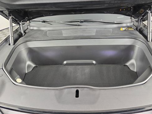 Used 2023 Rivian R1S Adventure image 14