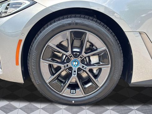 Used 2023 BMW i4 eDrive35 w/ Premium Package RWD image 12