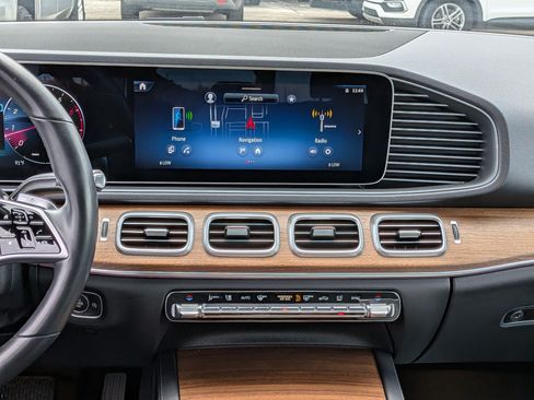 Used 2025 Mercedes-Benz GLE 450 4MATIC image 20